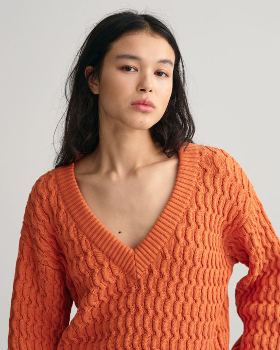 Cotton textured v-neck
