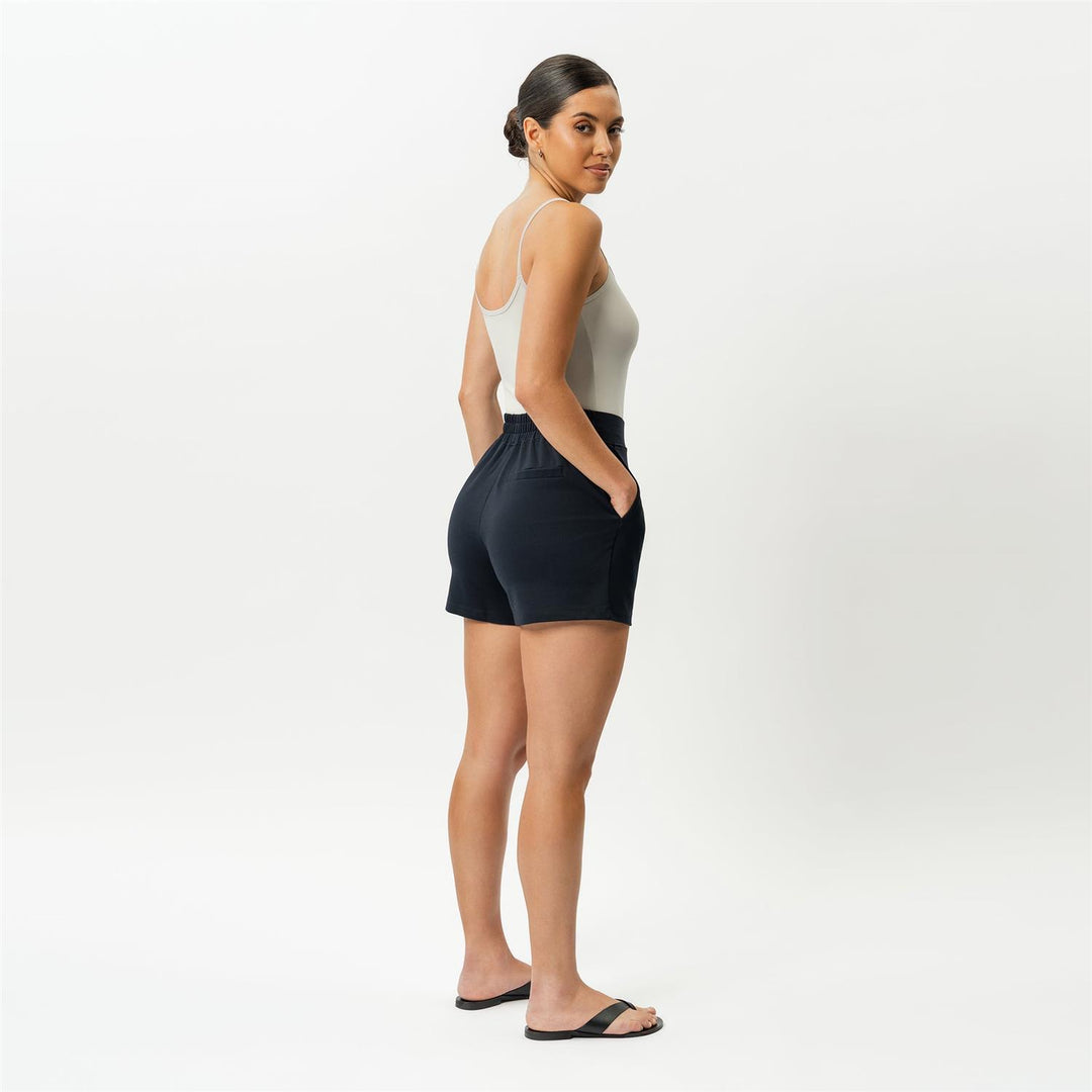 Light ponte shorts