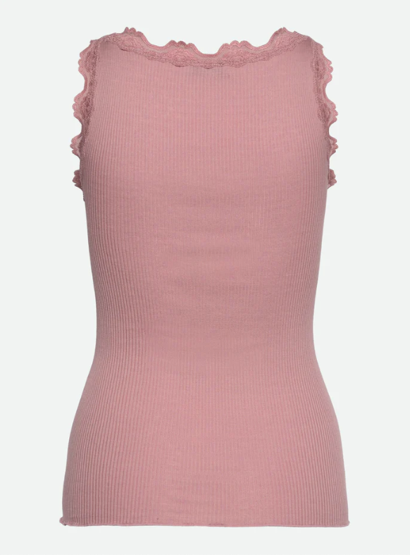 Silk top w/lace