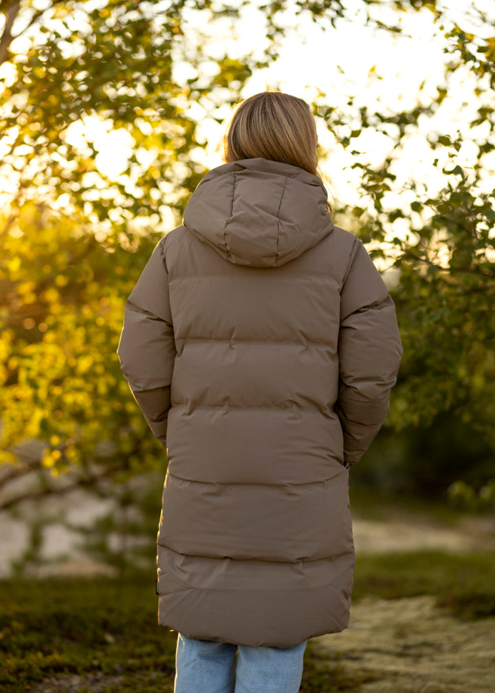 Loen Down Jacket