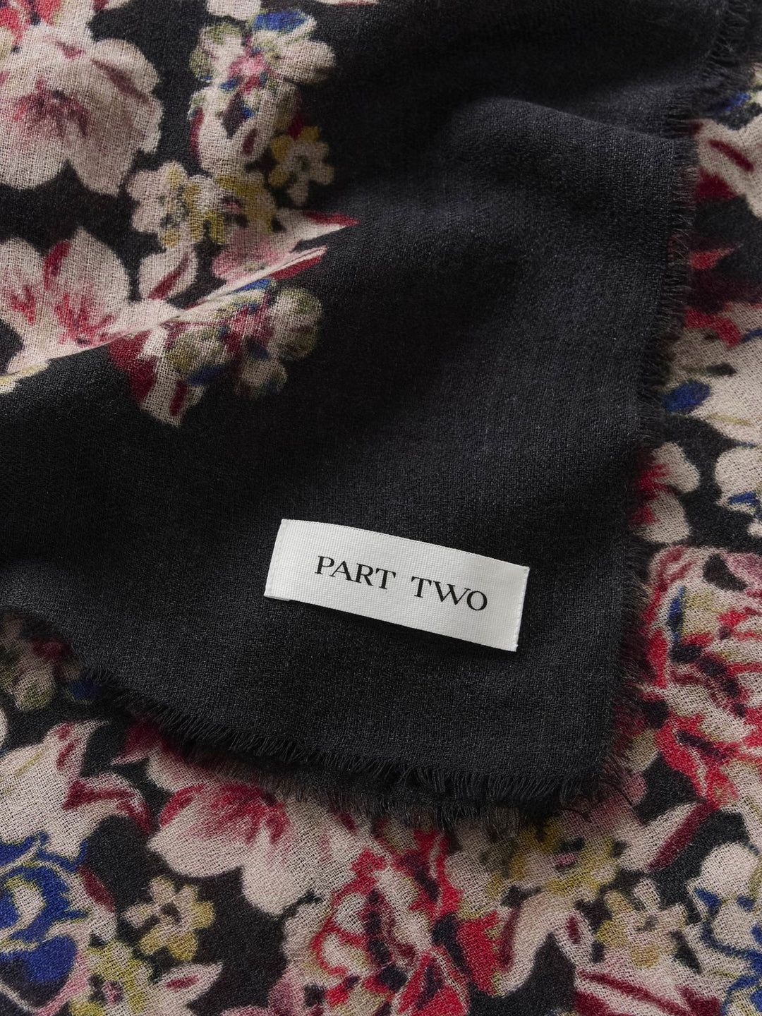 Celestapw Scarf