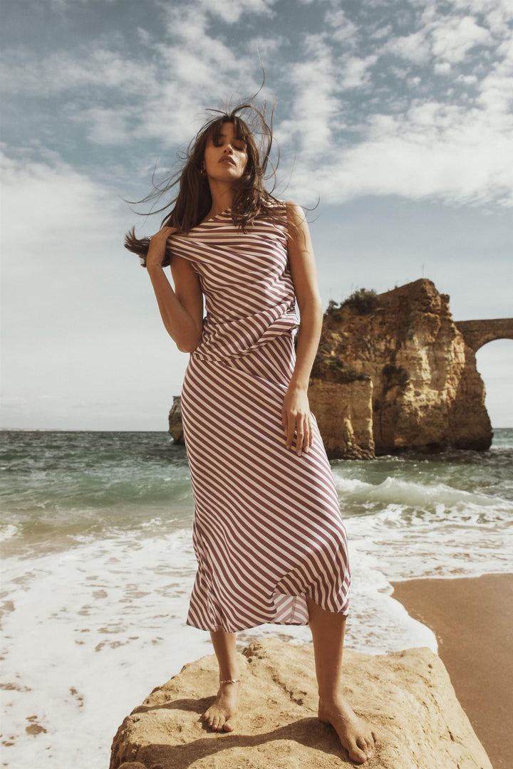 Hyro Skirt