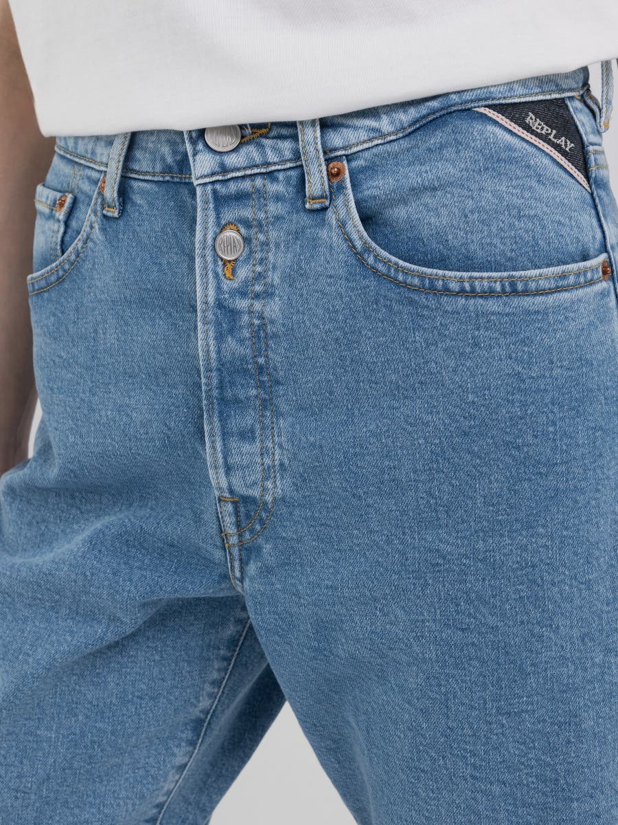 W9Z1 Straight Fit Jeans