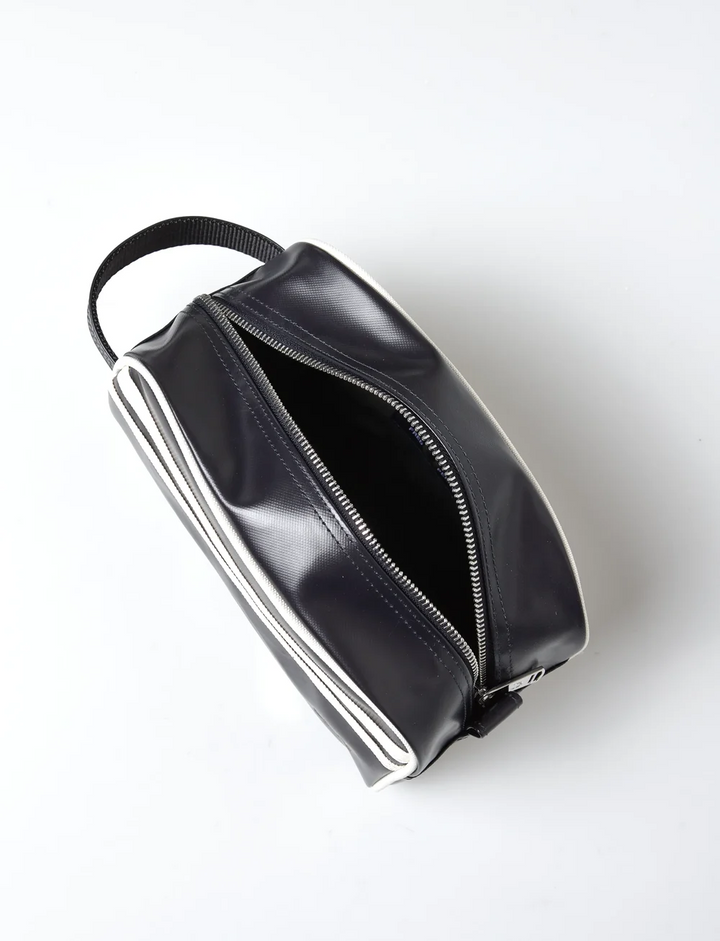 COATED POLYESTER WASH BAG