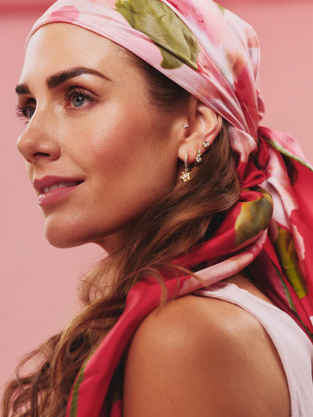 Tone Damli "Honey" Hoops