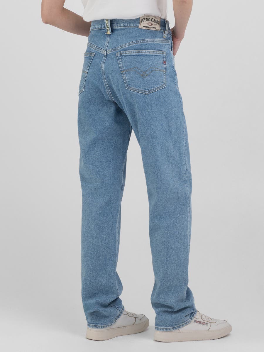 W9Z1 Straight Fit Jeans