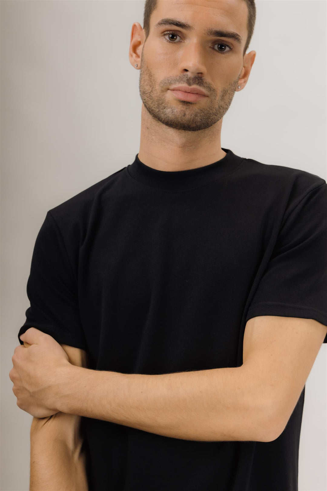 Bruno R-Neck Tee