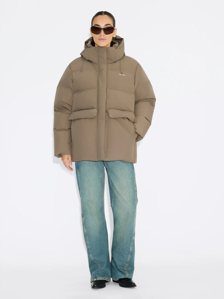 Besseggen Down Jacket