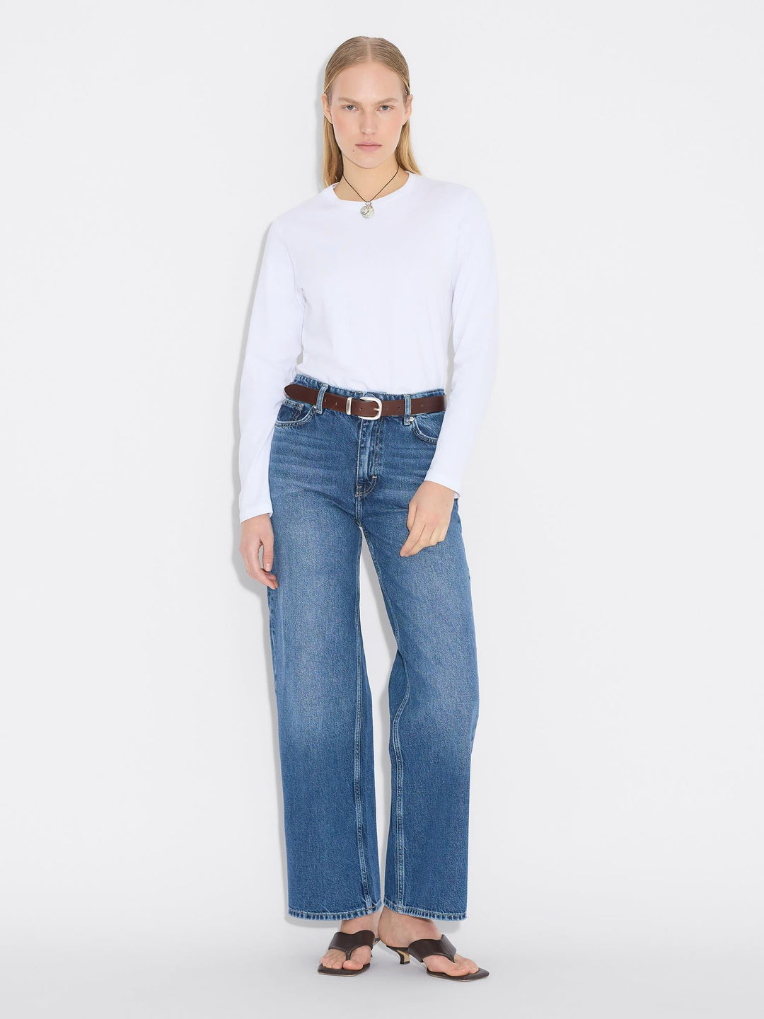 W Wide Jeans