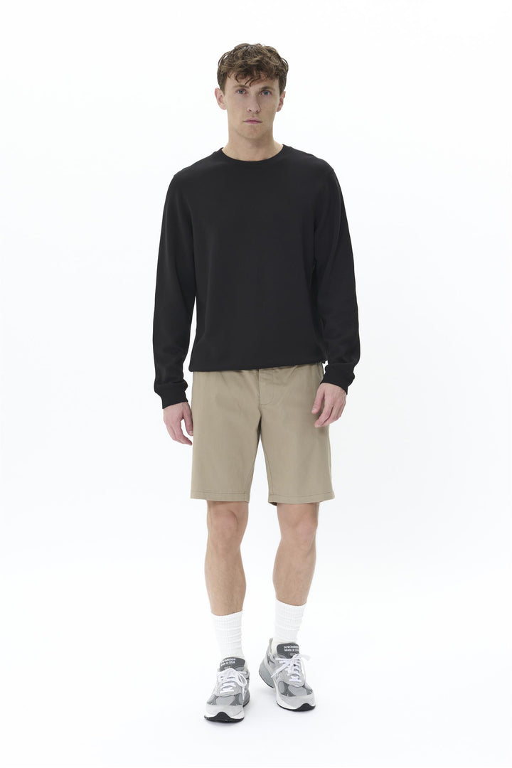 MAthomas Short