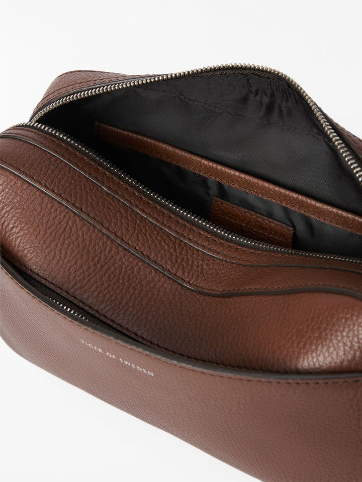 Wes Wash Bag
