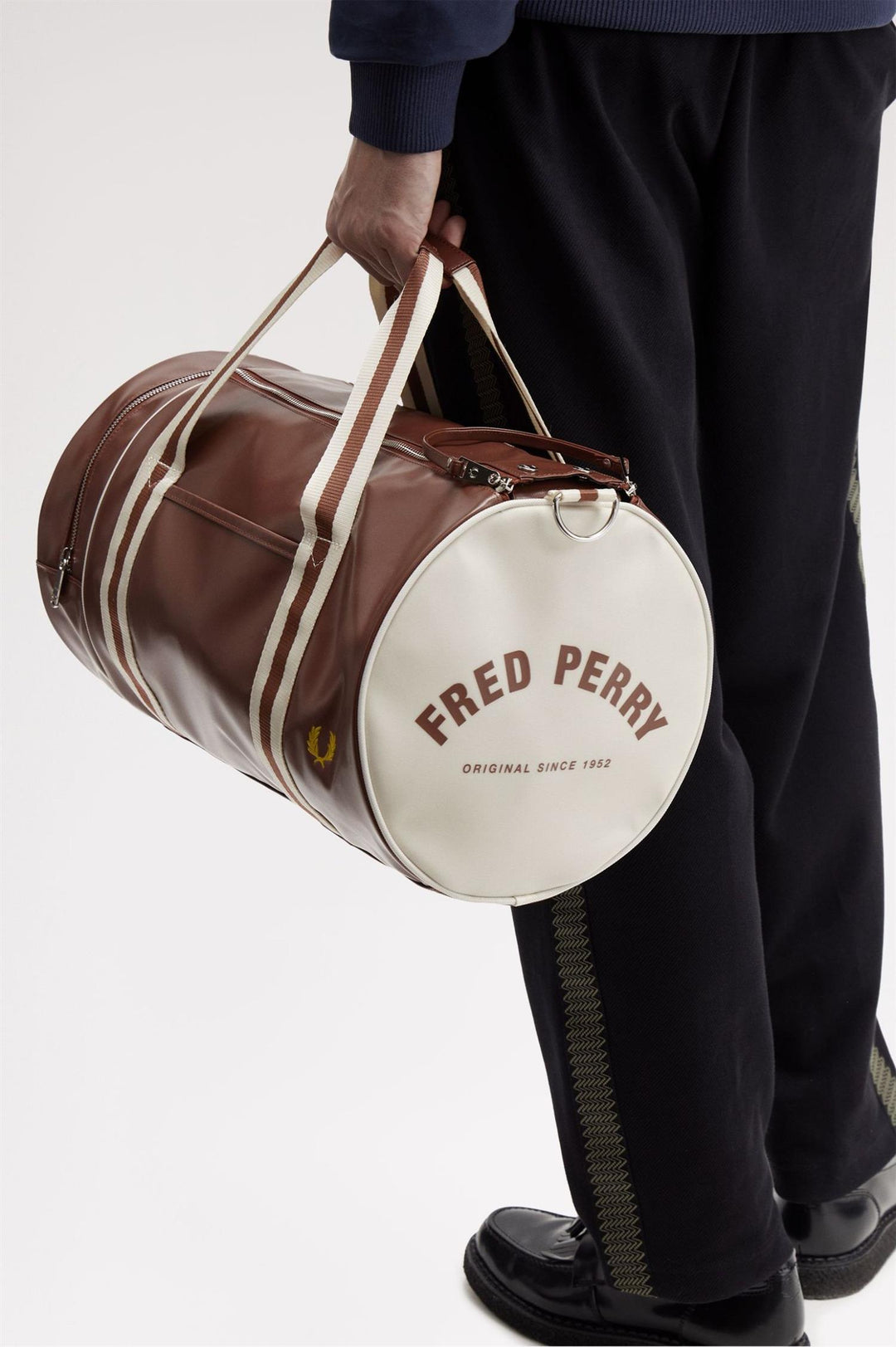 Classic Barrel Bag