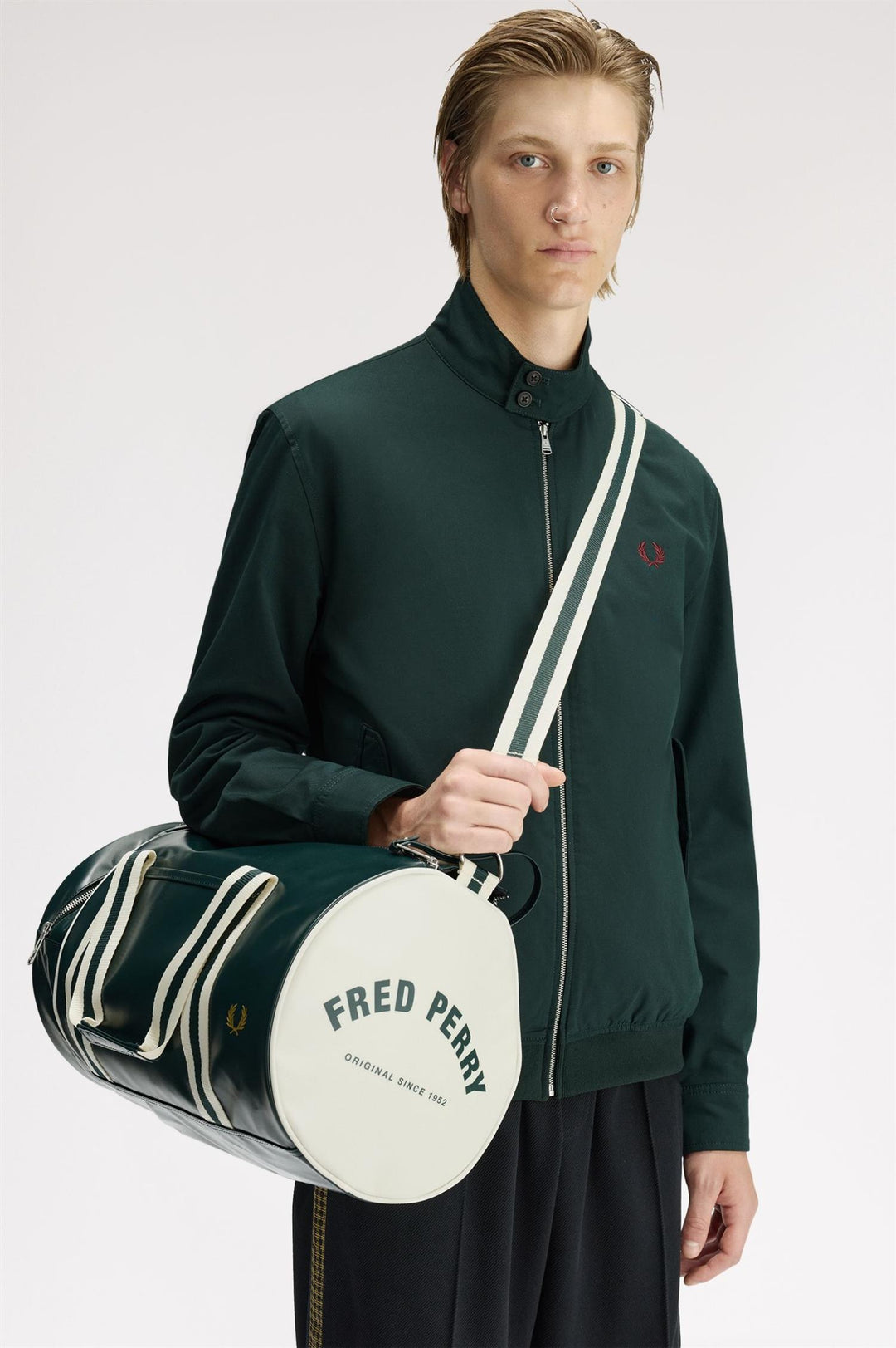 Classic Barrel Bag