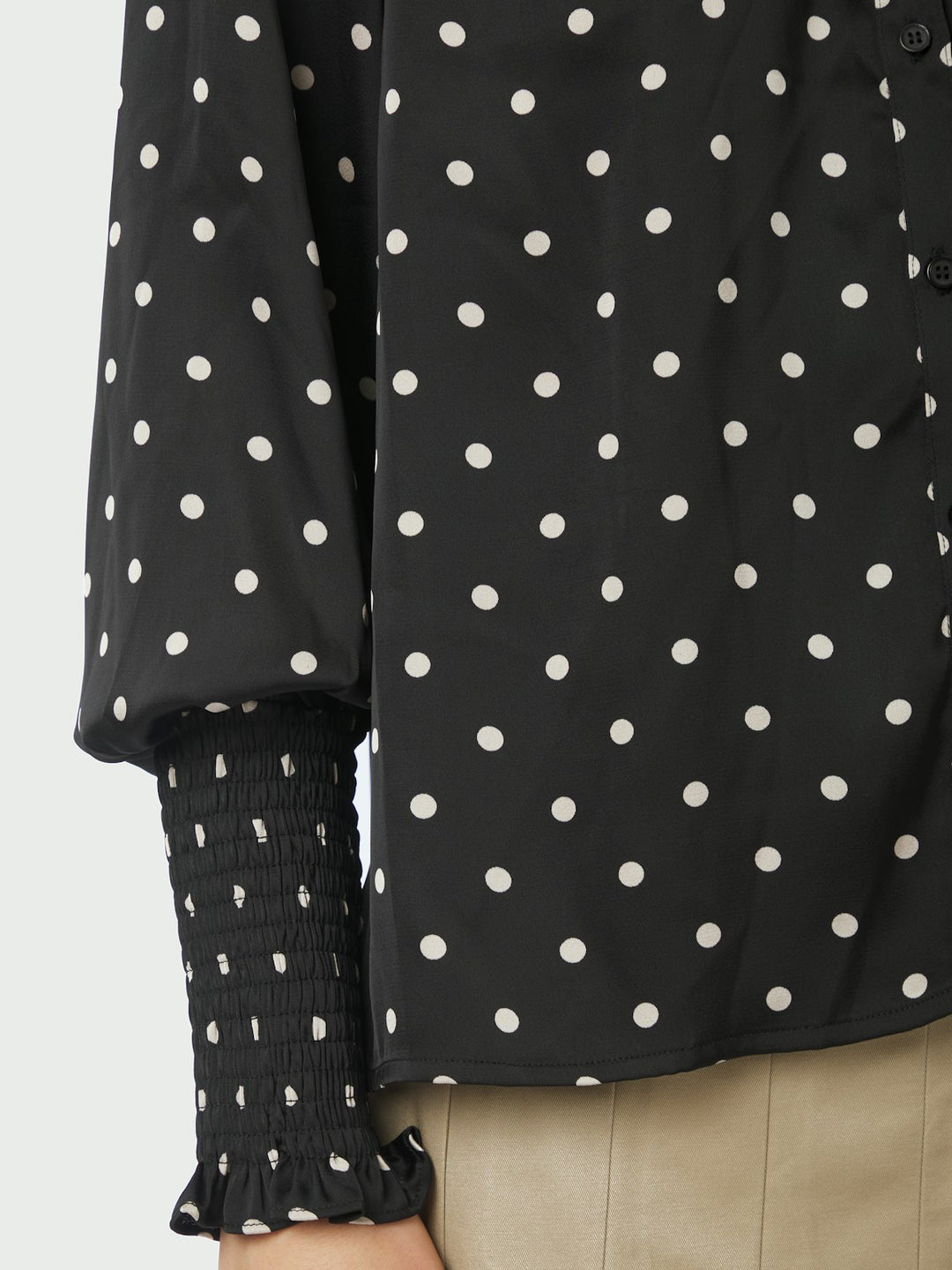 Camisa Dot Blouse