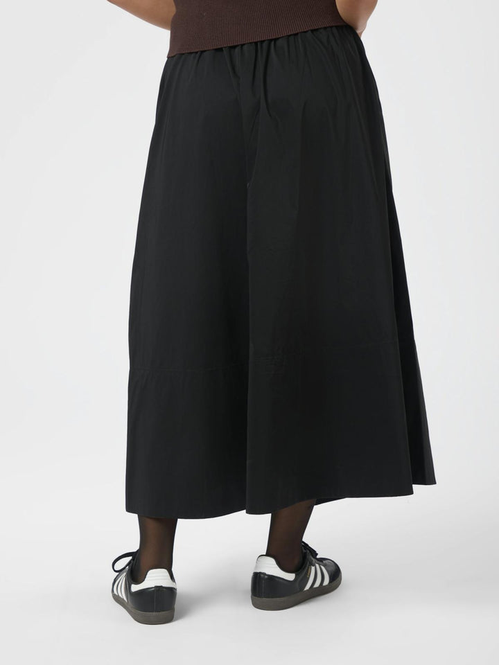 Yara Poplin Skirt
