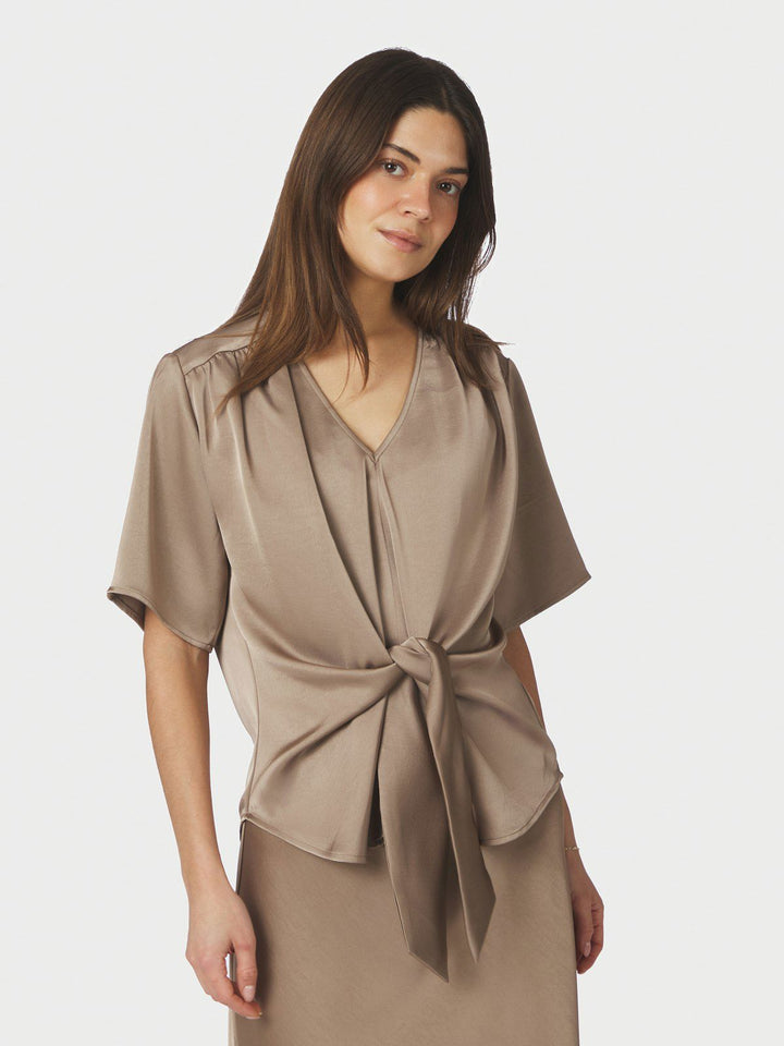 Casadia Heavy Sateen Blouse
