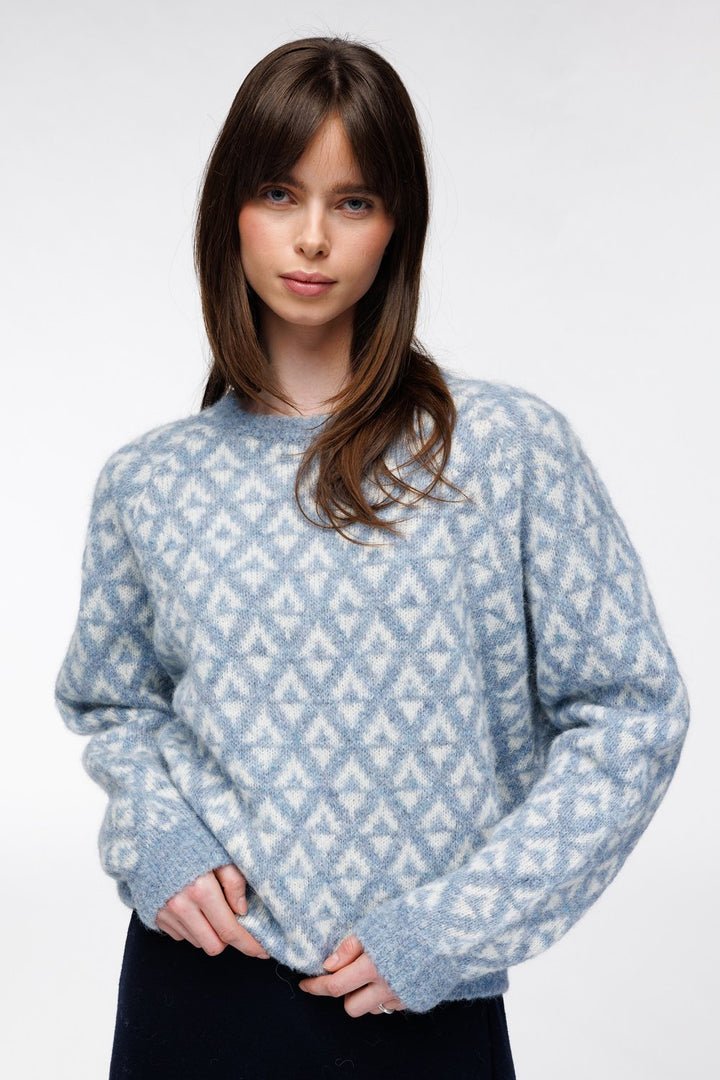 Thea Himmelblå Genser