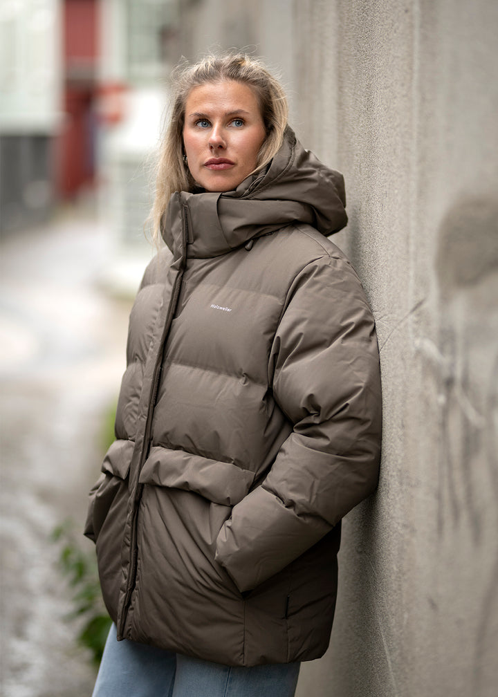 Besseggen Down Jacket