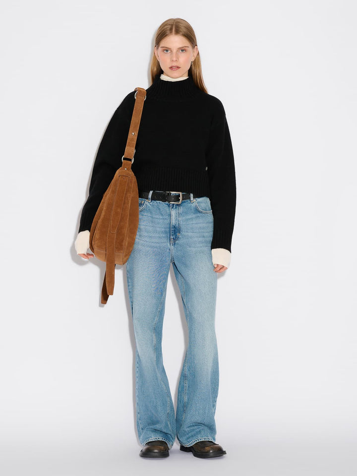 Wool Cropped Turtleneck