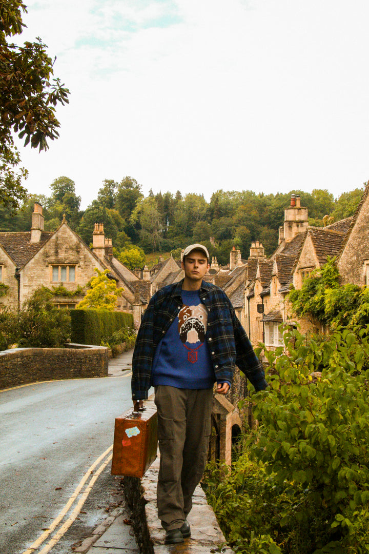 Bulldog Knit-Sweater