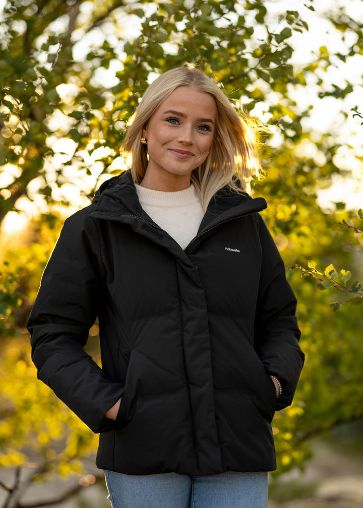 Besseggen Lt Short Jacket