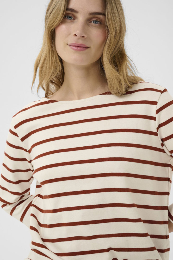 Nelapw T-shirt