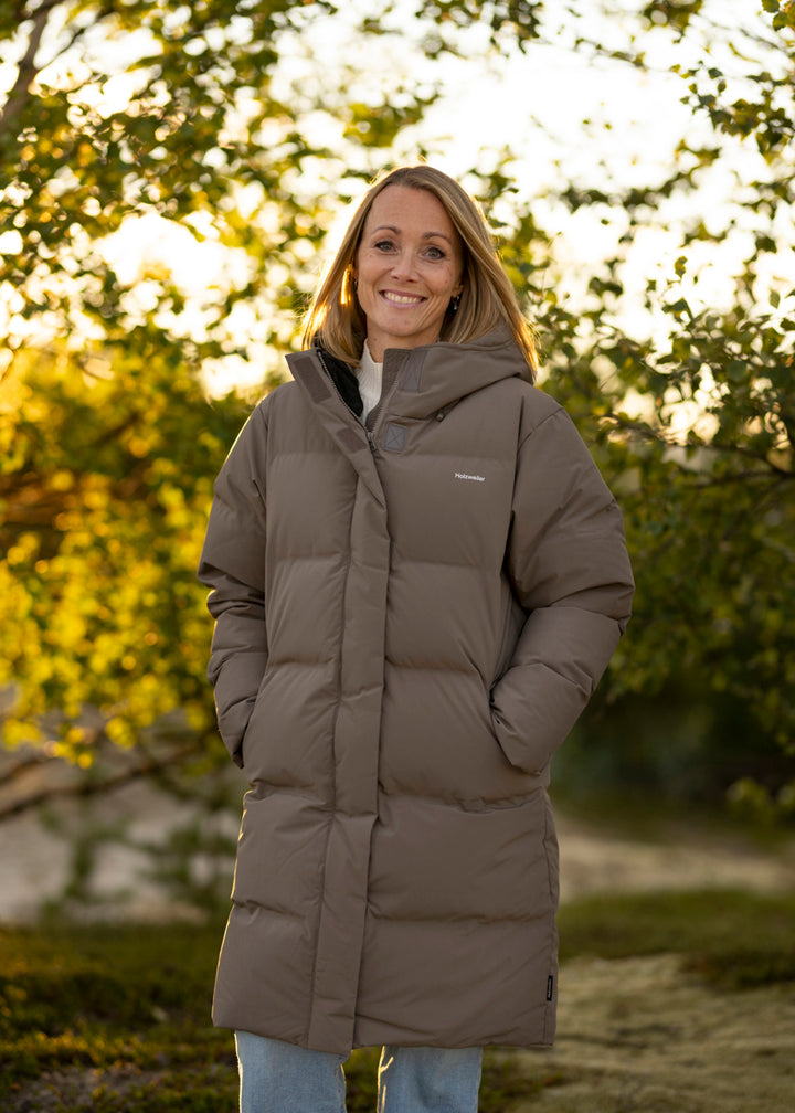 Loen Down Jacket
