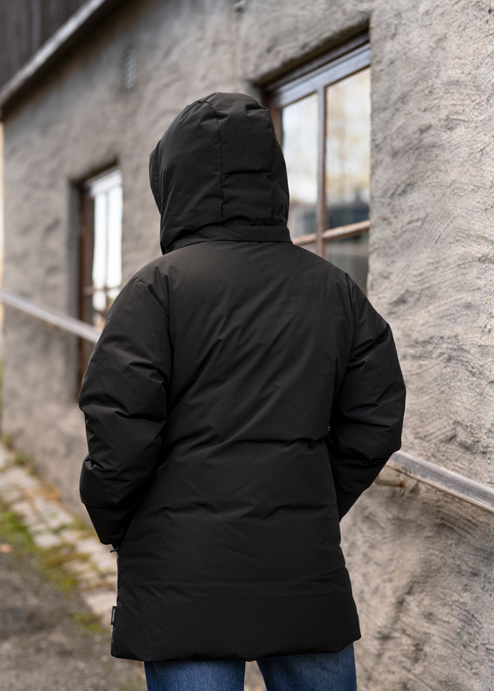Loen Light Down Coat