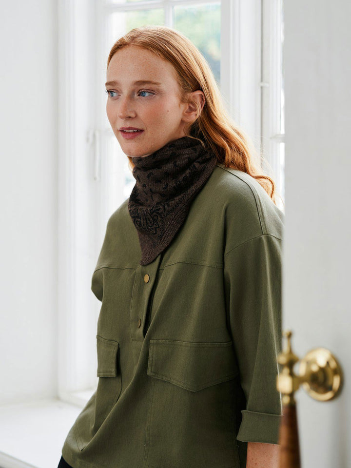 Ariya Paisley Knit Scarf