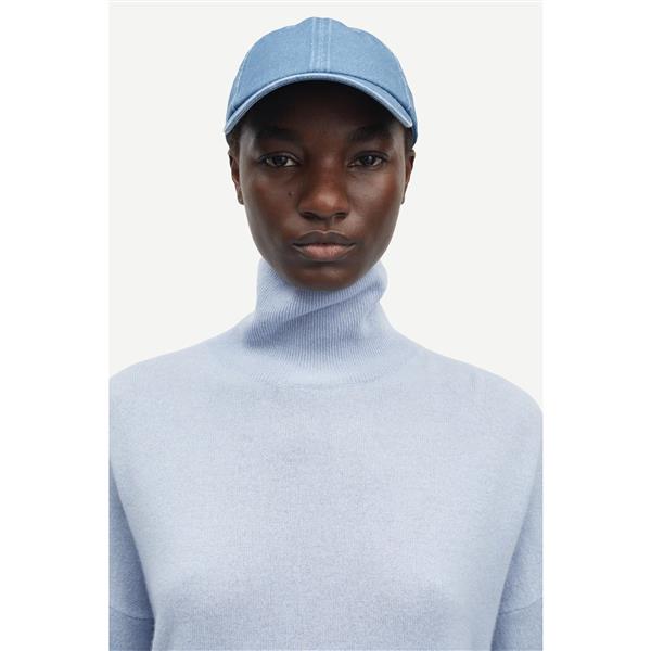 Nola Turtleneck