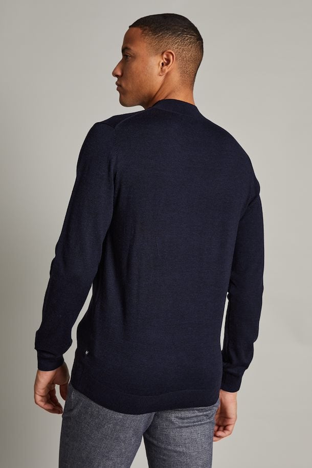 Maturtle pullover