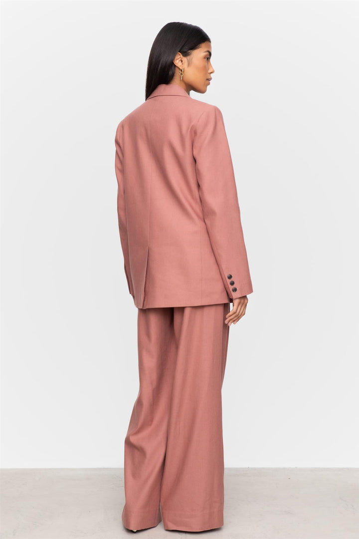 Mindy Blazer