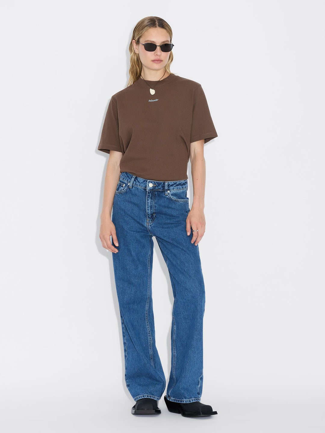 W Wide Jeans