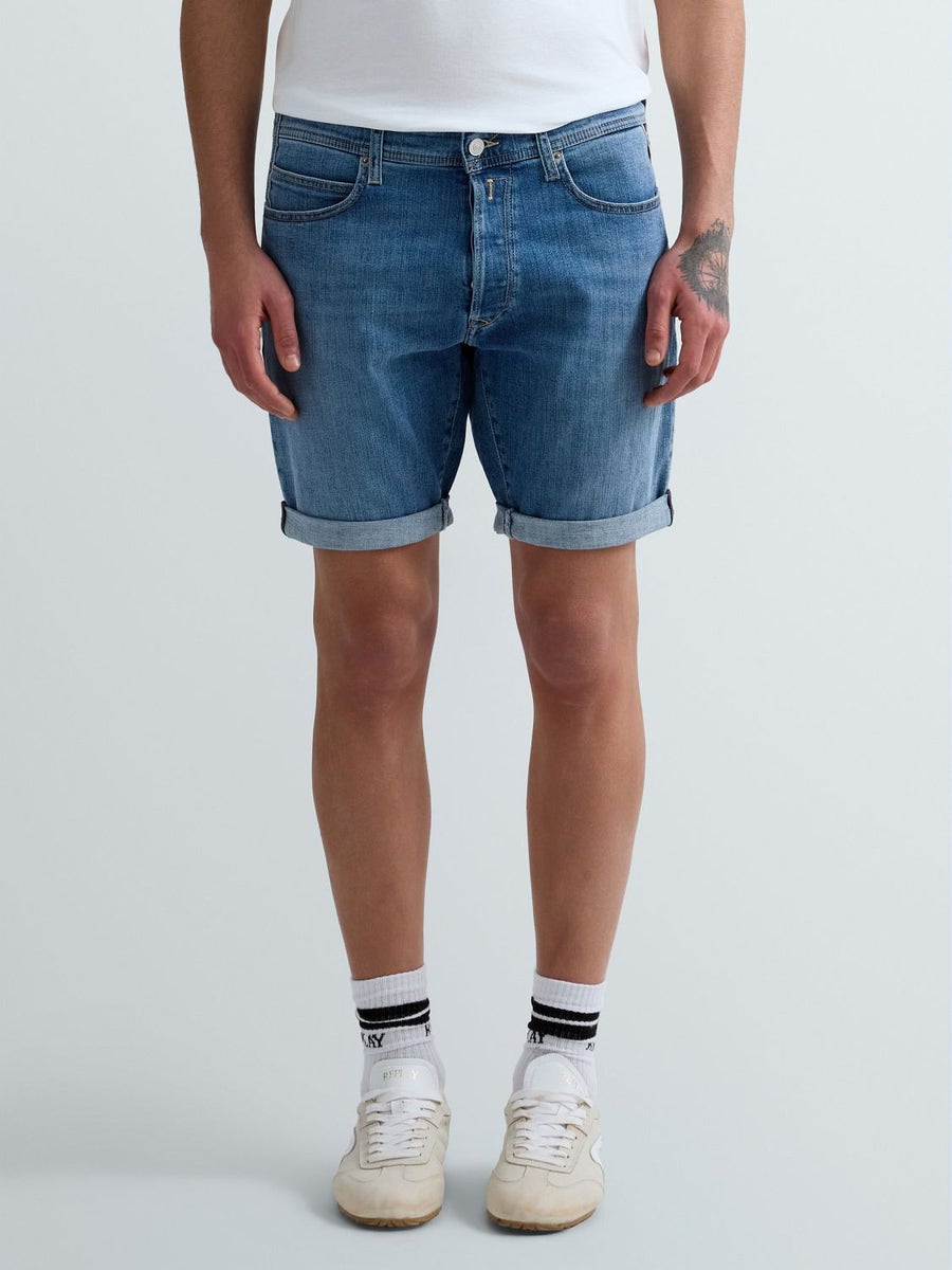 Rbj.981 Short