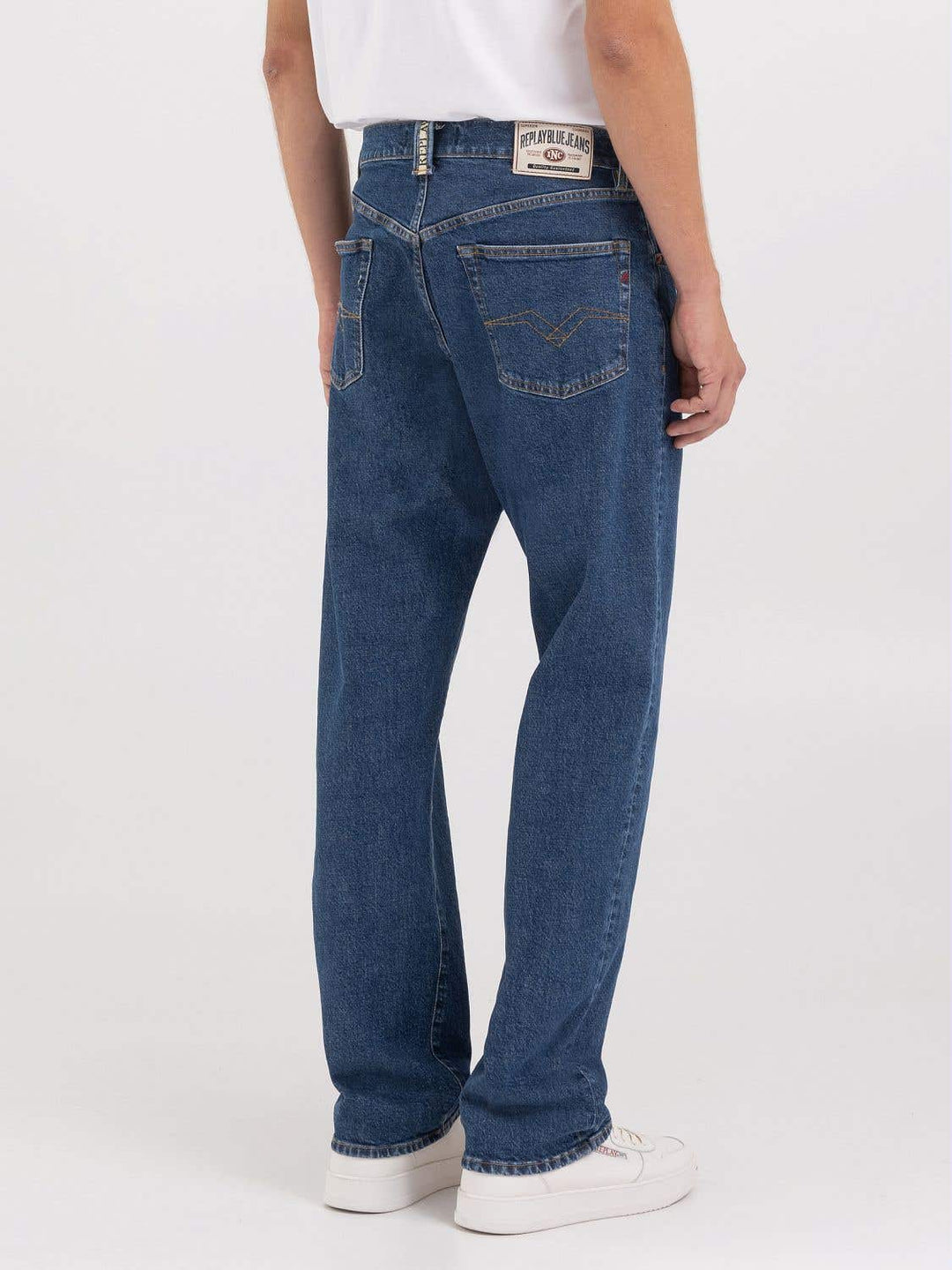 M9Z1 Straight Fit Jeans