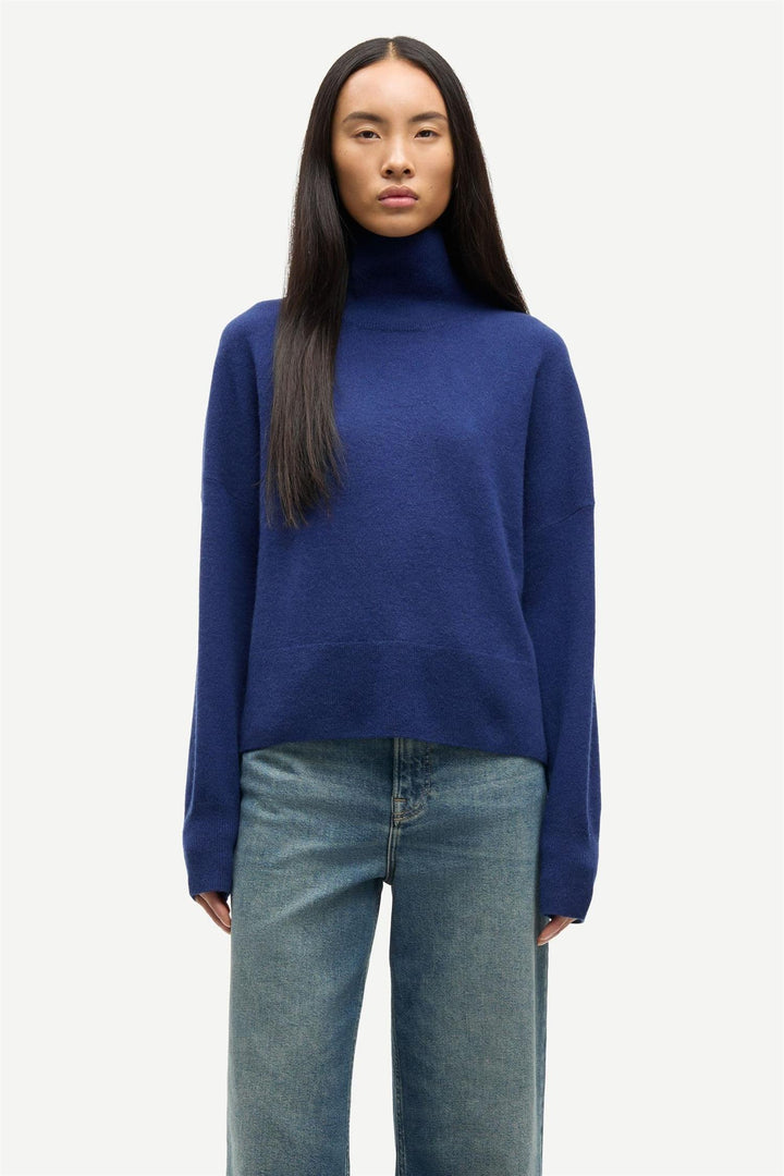 Nola Turtleneck