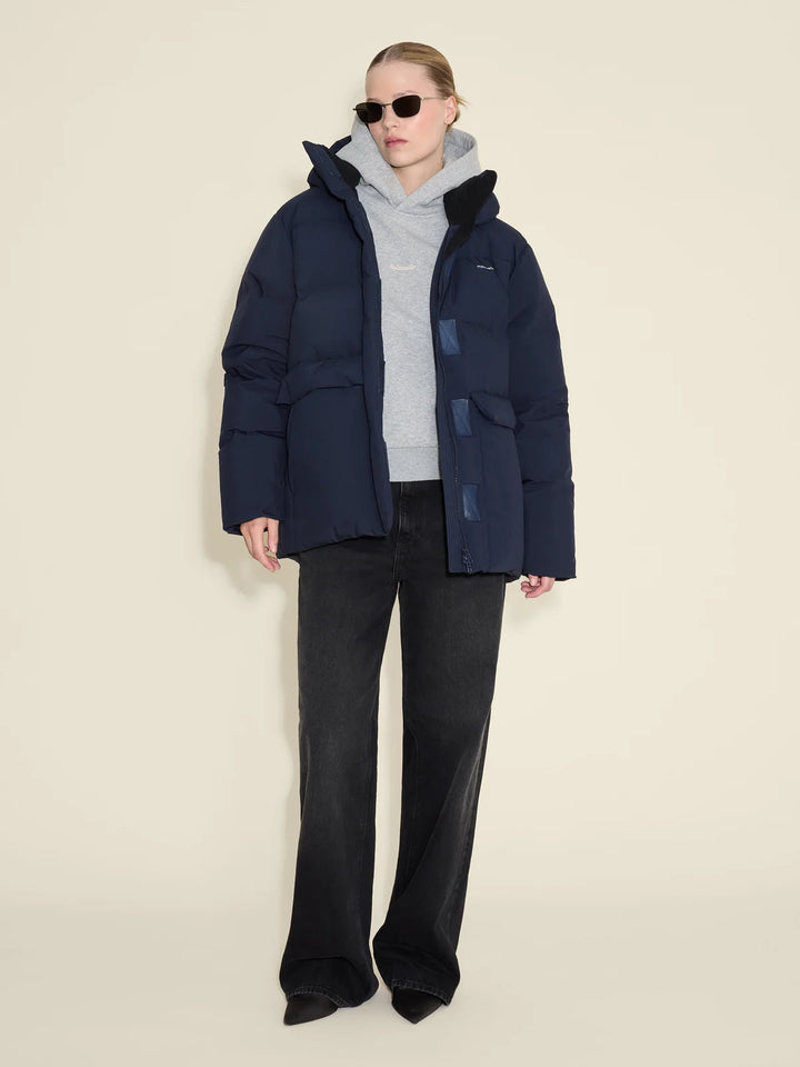 Besseggen Down Jacket