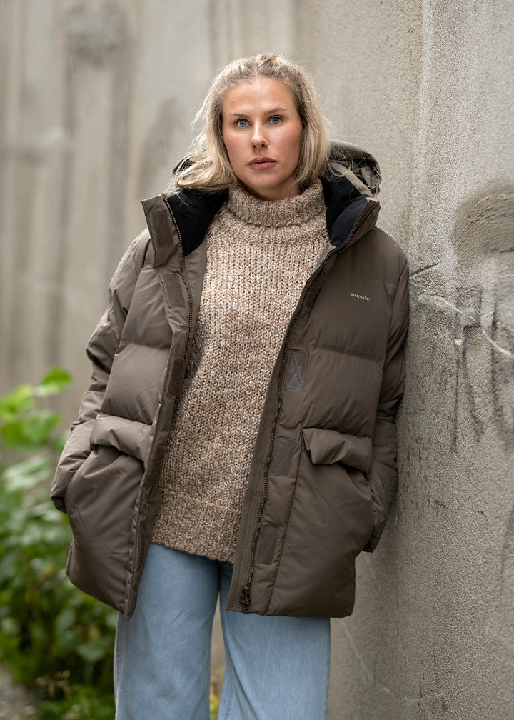 Besseggen Down Jacket