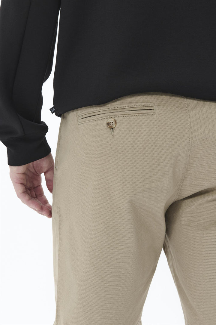 MAthomas Short