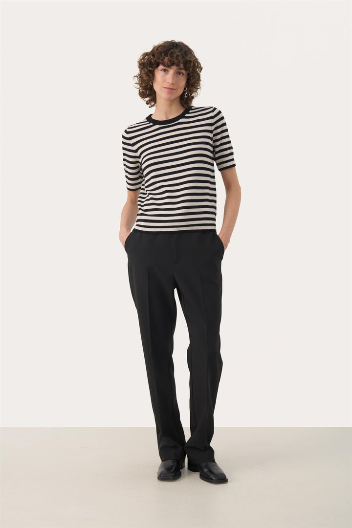 Natanyapw Pullover