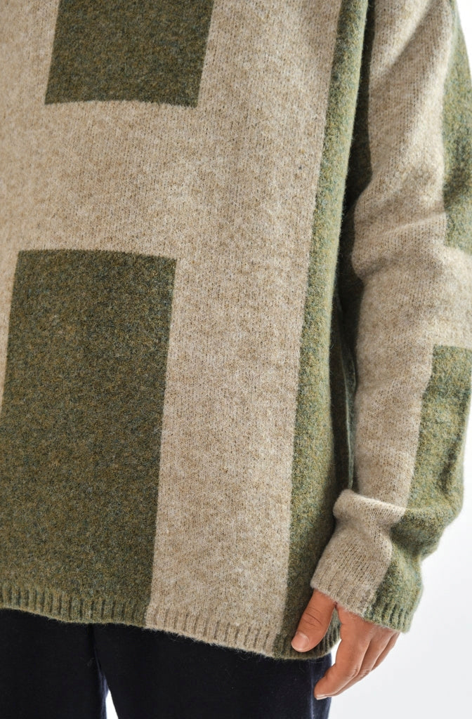 ISAK Knit Sweater