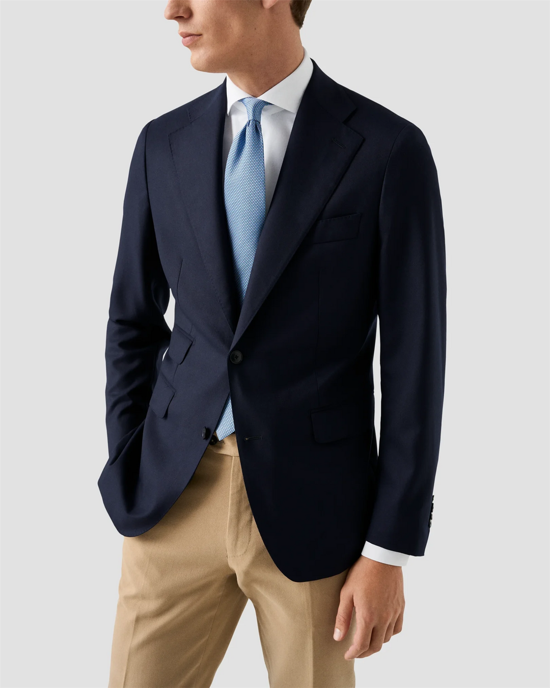 Contemporary 4-w stretch-wide spread