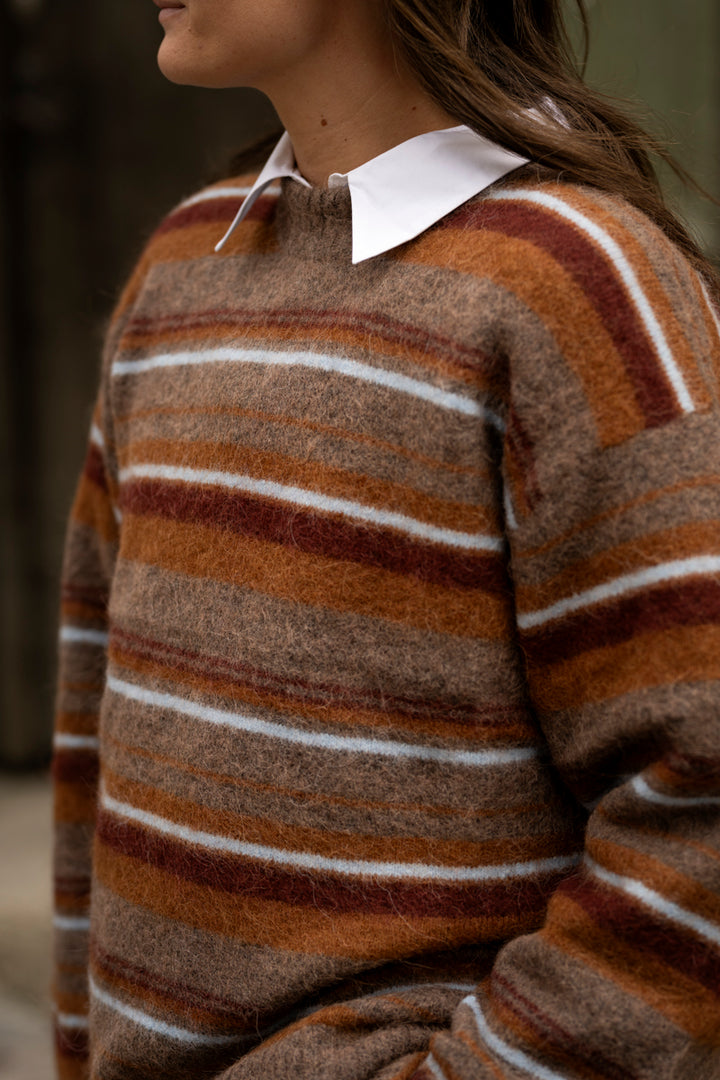 Flyffy Stripe Crew