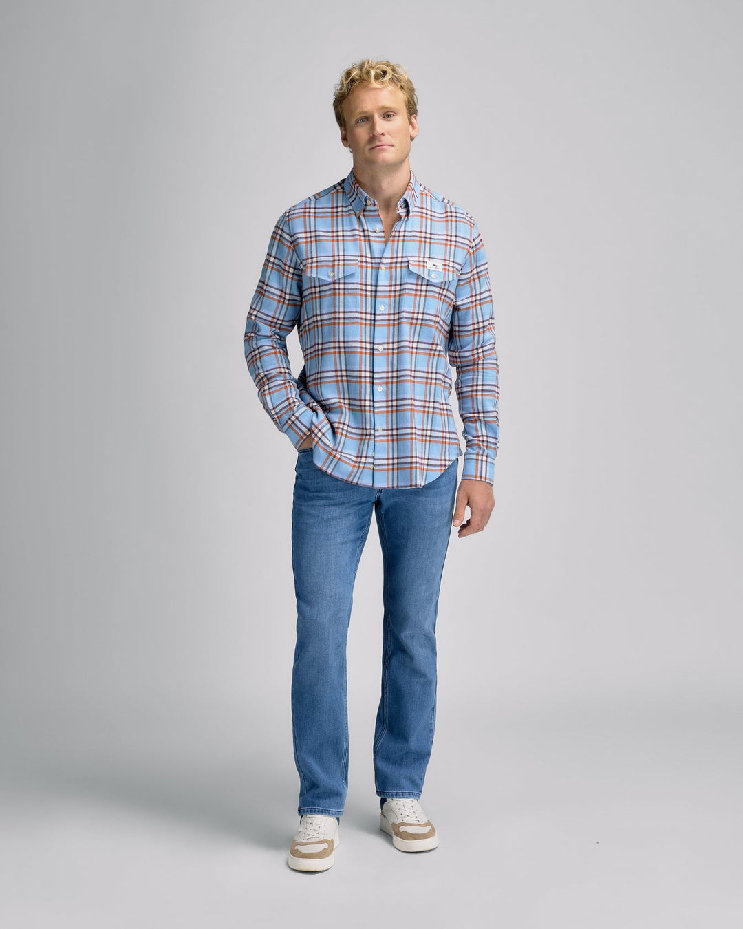 Bold Check Blue R