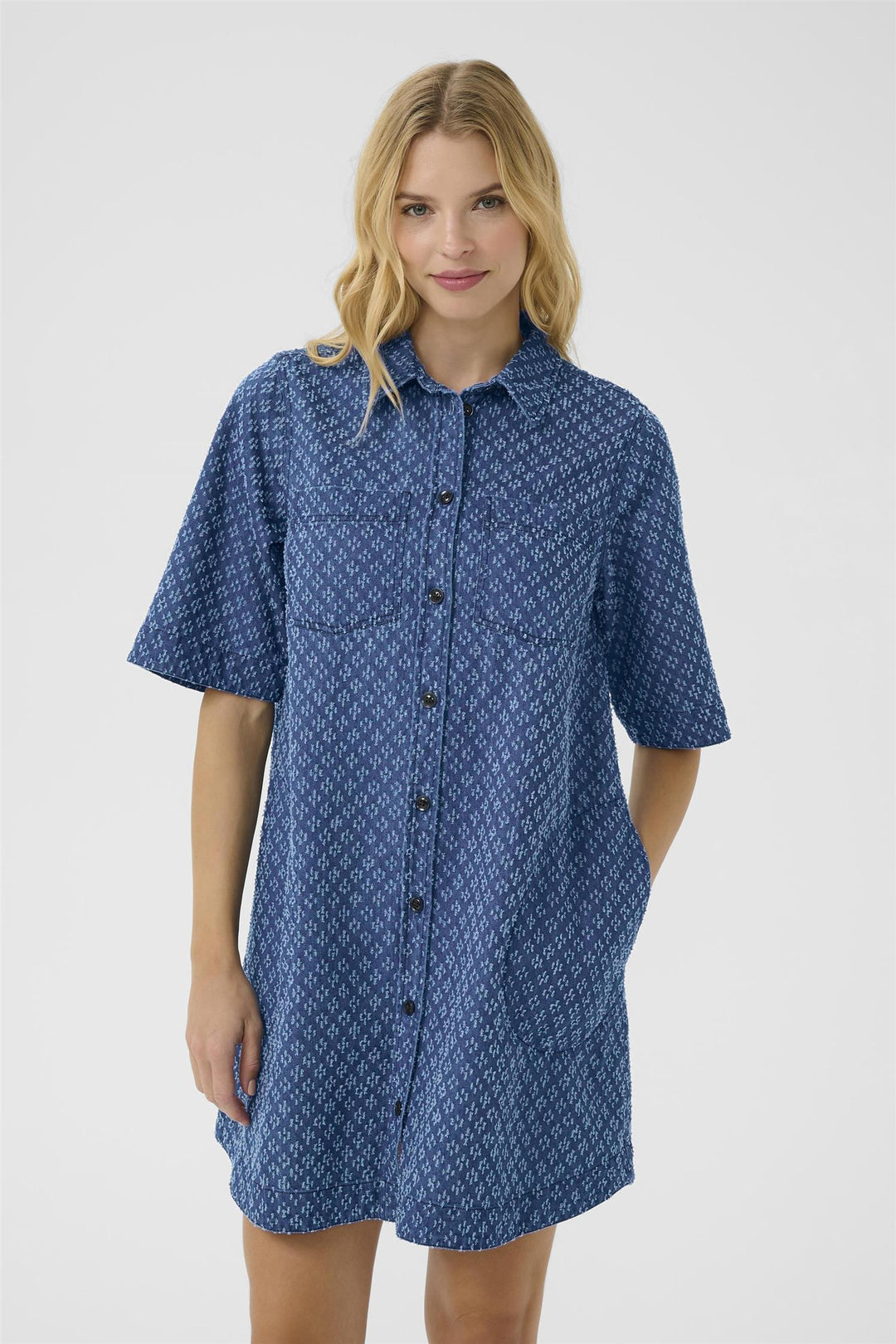 Sardiapw Dress