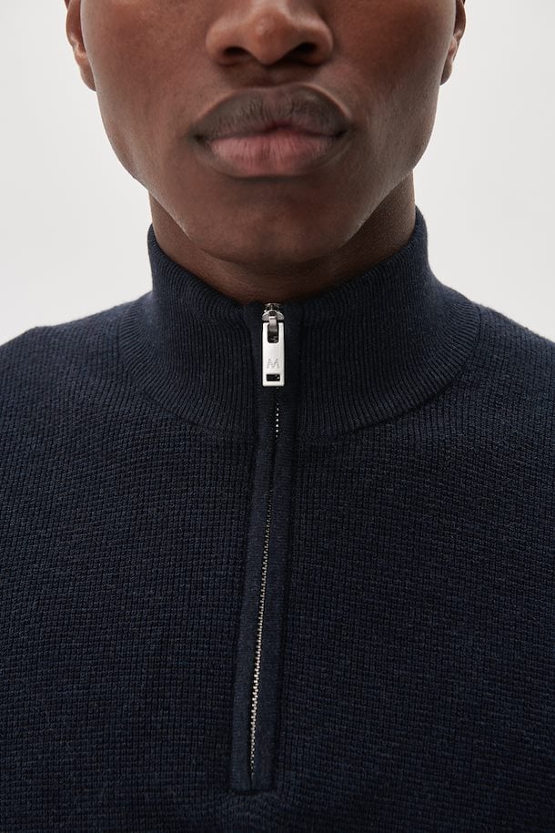 Malagoon half-zip