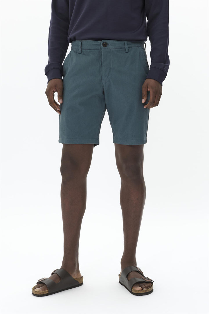 MAthomas Short
