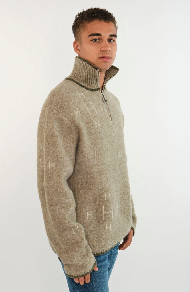 Iben half-zip