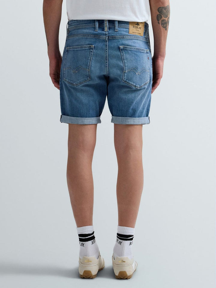 Rbj.981 Short